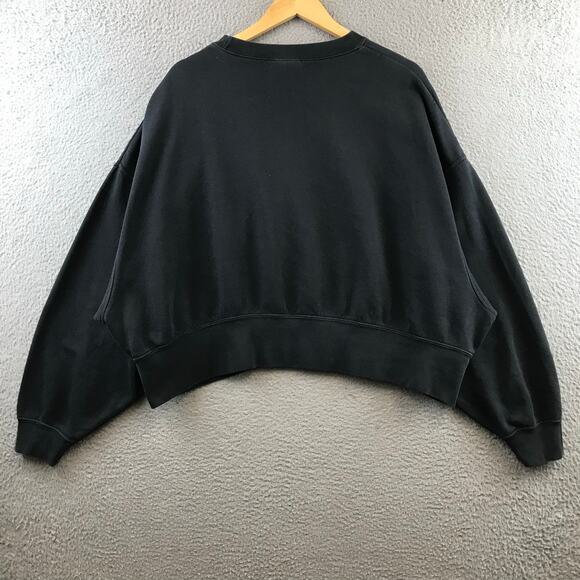 Nike  Swoosh Embroidered Black Crewneck Sweatshirt Women’s M - Picture 2 of 9